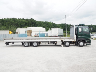 いすゞ ギガ 平ボディ 大型 QKG-CYJ77A 年式 H25[写真10]