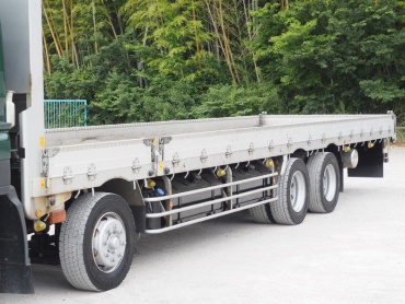 いすゞ ギガ 平ボディ 大型 QKG-CYJ77A 年式 H25[写真15]