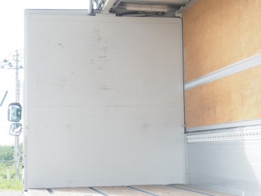 いすゞ ギガ ウイング車 大型 QKG-CYJ77A 年式 H25 [写真15]