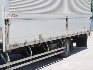 三菱ふそう ファイター ウイング車 中型 PDG-FK61F 年式 H20 [写真20]