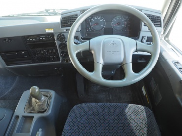 三菱ふそう ファイター ウイング車 中型 PDG-FK61F 年式 H20 [写真32]