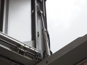 いすゞ フォワード ウイング車 中増t PKG-FSR90T2 年式 H22 [写真26]