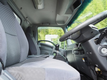 いすゞ フォワード ウイング車 中増t PKG-FSR90T2 年式 H22 [写真35]