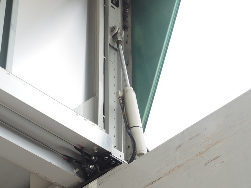 日野 グランドプロフィア ウイング車 大型 QKG-FR1EXBG 年式 H24[写真17]