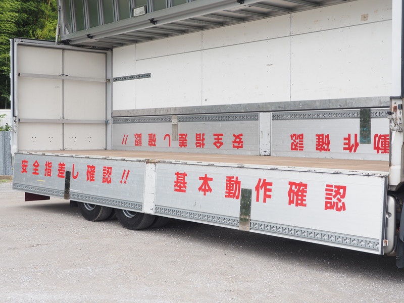 日野 グランドプロフィア ウイング車 大型 QKG-FR1EXBG 年式 H24[写真12]