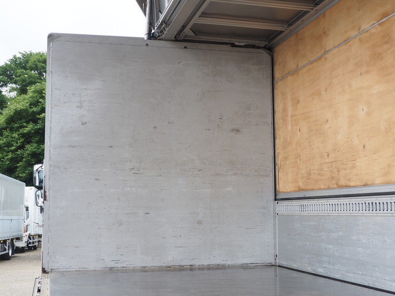 いすゞ フォワード ウイング車 中増t PKG-FSR90T2 年式 H22[写真16]