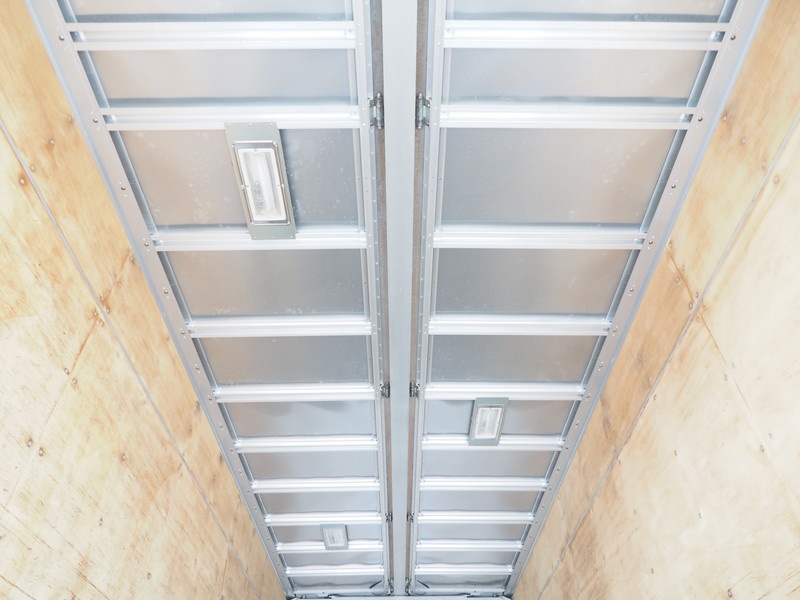 いすゞ フォワード ウイング車 中増t PKG-FSR90T2 年式 H22[写真29]