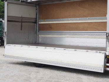 いすゞ フォワード ウイング車 中型 SKG-FRR90S2 年式 H23 [写真12]