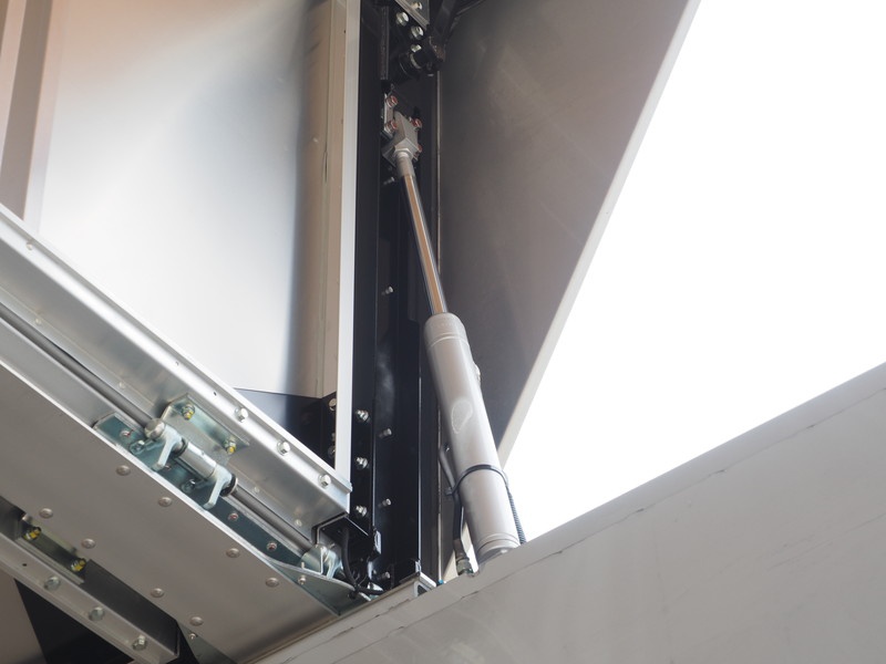 日野 プロフィア ウイング車 大型 QPG-FW1EXEG 年式 H27[写真17]