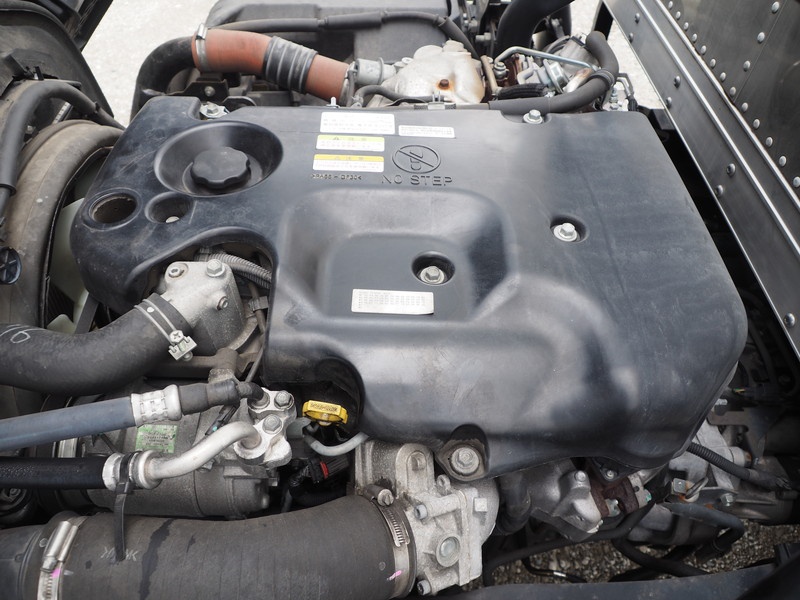 いすゞ エルフ バン車 小型 TKG-NPR85AN 年式 H26[写真32]