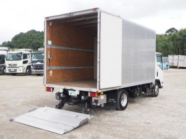 いすゞ エルフ バン車 小型 TKG-NPR85AN 年式 H26 [写真21]