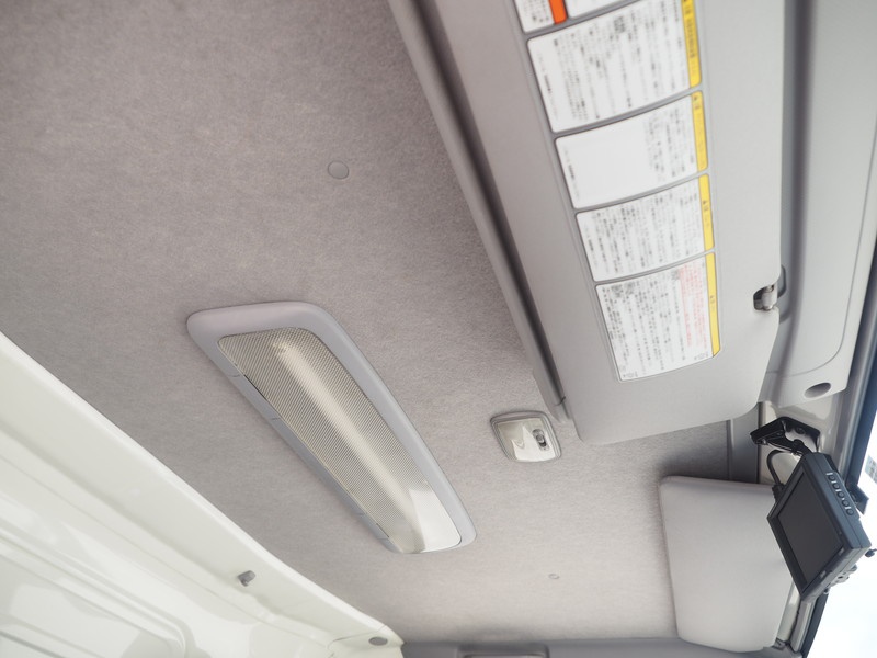 いすゞ エルフ バン車 小型 TKG-NPR85AN 年式 H26[写真25]