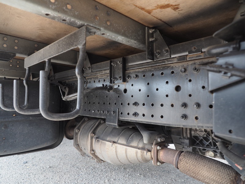 いすゞ エルフ バン車 小型 TKG-NPR85AN 年式 H26[写真28]