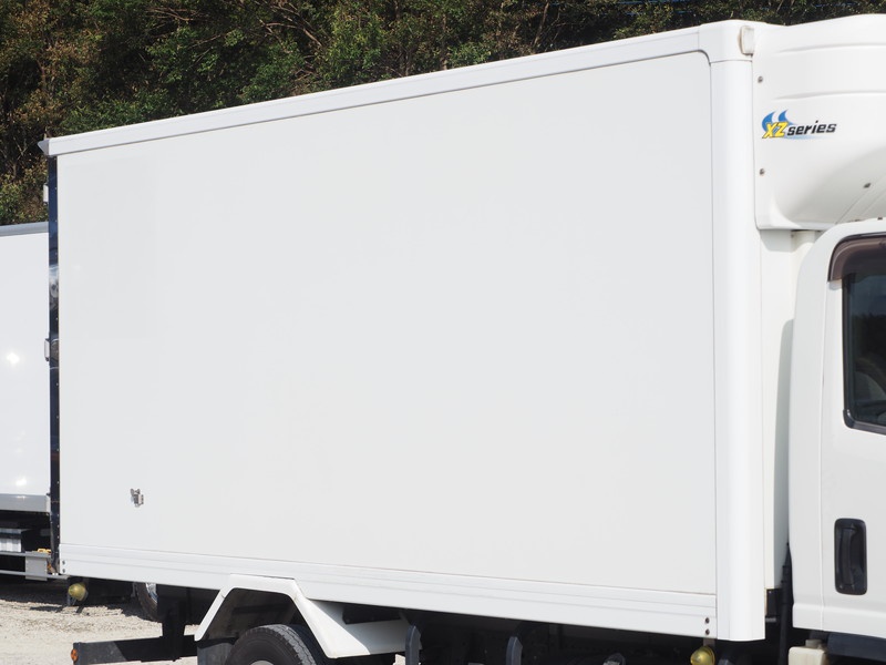 いすゞ エルフ 冷凍バン 小型 SKG-NMR85AN 年式 H24[写真09]