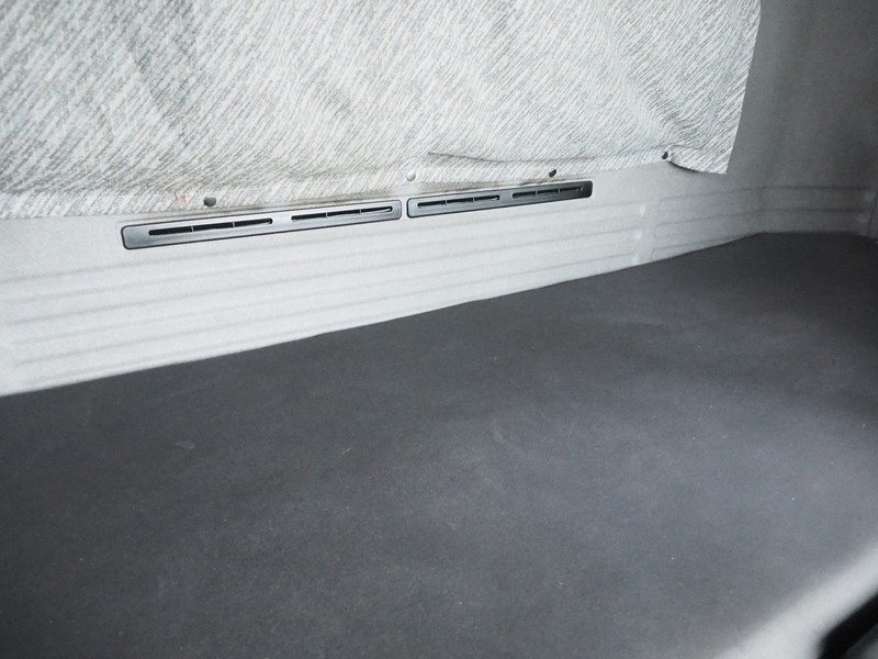 いすゞ ギガ ウイング車 大型 LKG-CYL77A 年式 H23[写真15]