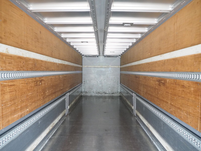 いすゞ ギガ ウイング車 大型 LKG-CYL77A 年式 H23[写真08]