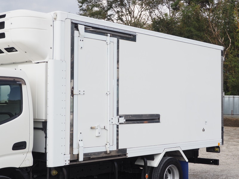 トヨタ トヨエース 冷凍バン 小型 SKG-XZU650 年式 H24[写真11]