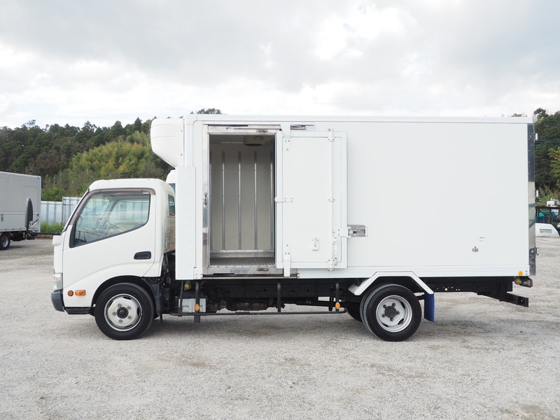 トヨタ トヨエース 冷凍バン 小型 SKG-XZU650 年式 H24[写真12]