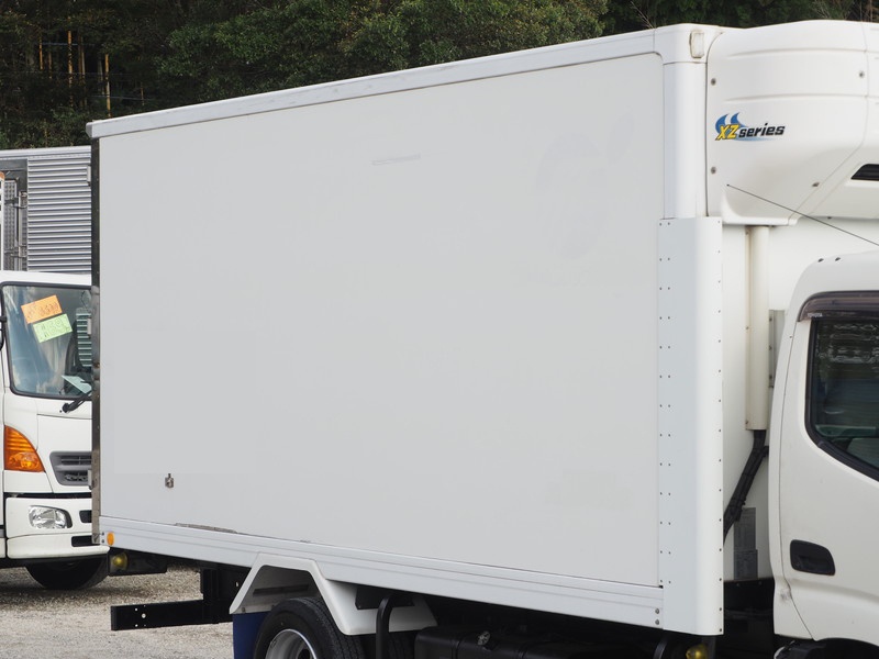 トヨタ トヨエース 冷凍バン 小型 SKG-XZU650 年式 H24[写真09]