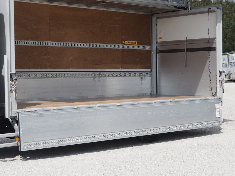 いすゞ フォワード ウイング車 中型 TKG-FRR90T2 年式 H27[写真23]