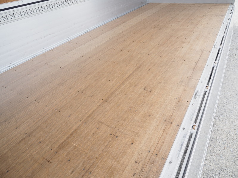 いすゞ フォワード ウイング車 中型 TKG-FRR90T2 年式 H27[写真14]