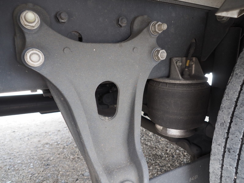 いすゞ フォワード ウイング車 中型 TKG-FRR90T2 年式 H27[写真41]