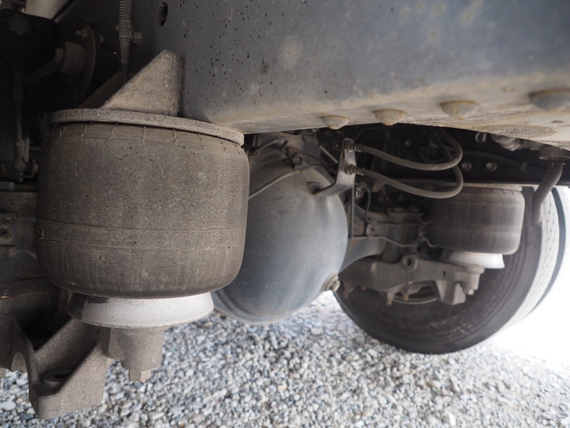 日野 レンジャー 冷凍バン 中型 TKG-FC9JKAG 年式 H25[写真28]