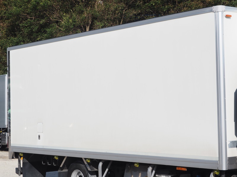 日野 レンジャー 冷凍バン 中型 TKG-FC9JKAG 年式 H25[写真09]