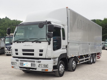 いすゞ ギガ ウイング車 大型 PDG-CYJ77W8 年式 H22 [写真01]