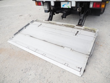 いすゞ エルフ バン車 小型 TKG-NPR85AN 年式 H26 [写真21]