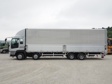 いすゞ ギガ ウイング車 大型 PDG-CYJ77W8 年式 H22 [写真06]