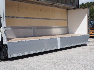 いすゞ ギガ ウイング車 大型 2PG-CYJ77C 年式 H30 [写真23]