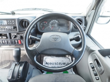 トヨタ トヨエース 冷凍バン 小型 SKG-XZU650 年式 H24 [写真22]