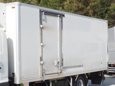 日野 レンジャー 冷凍バン 中型 TKG-FC9JKAG 年式 H25 [写真11]