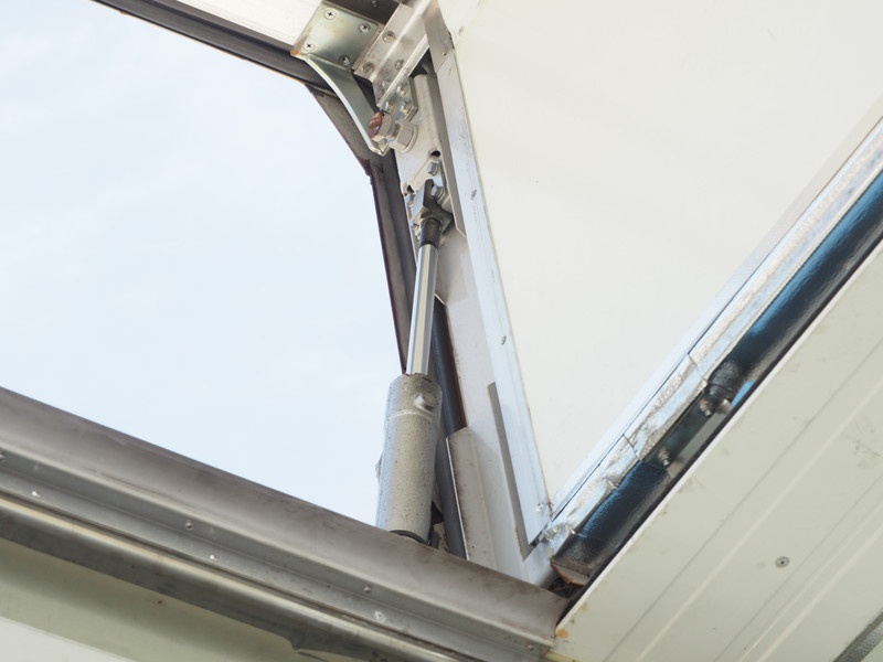 三菱ふそう スーパーグレート 冷凍ウイング 大型 LKG-FS55VZ 年式 H22[写真17]