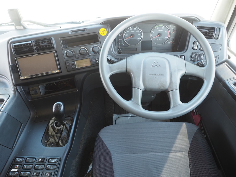 三菱ふそう スーパーグレート 冷凍ウイング 大型 LKG-FS55VZ 年式 H22[写真32]