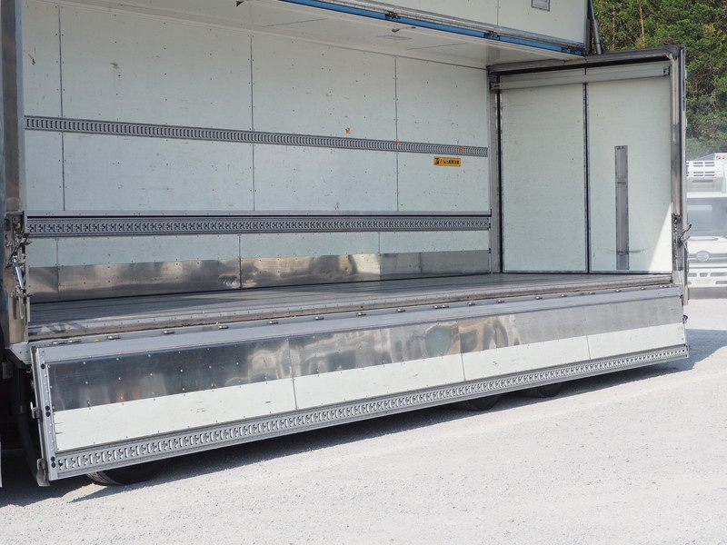 三菱ふそう スーパーグレート 冷凍ウイング 大型 LKG-FS55VZ 年式 H22[写真22]