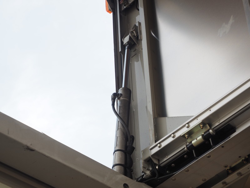 いすゞ フォワード ウイング車 中型 TKG-FRR90S2 年式 H25[写真19]