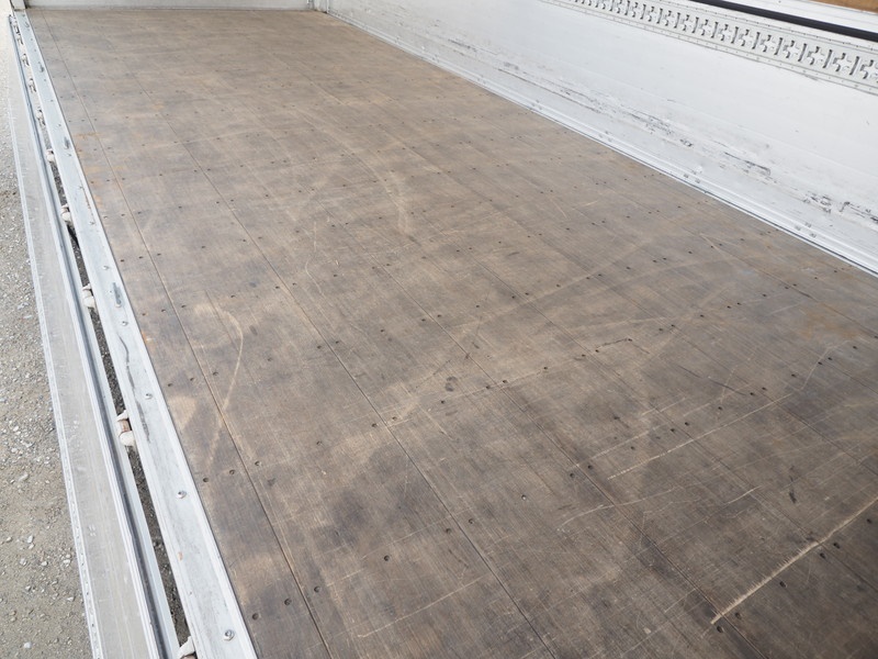 いすゞ フォワード ウイング車 中型 TKG-FRR90S2 年式 H25[写真15]