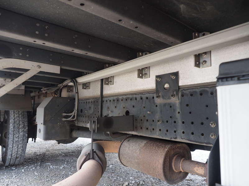 いすゞ フォワード ウイング車 中型 TKG-FRR90S2 年式 H25[写真40]