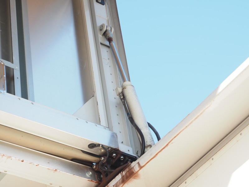 日野 グランドプロフィア ウイング車 大型 LKG-FW1EXBG 年式 H23[写真25]