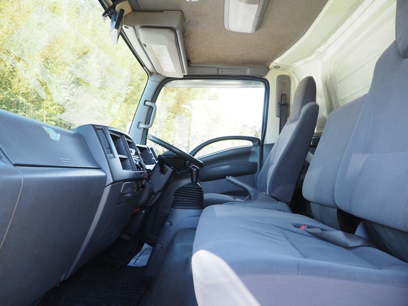 いすゞ エルフ バン車 小型 SKG-NPR85YN 年式 H23[写真19]