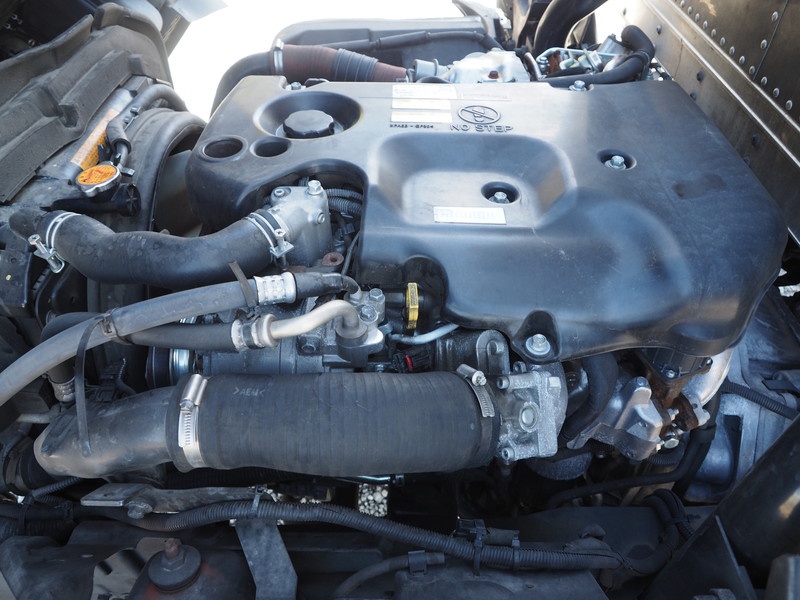 いすゞ エルフ バン車 小型 SKG-NPR85YN 年式 H23[写真24]