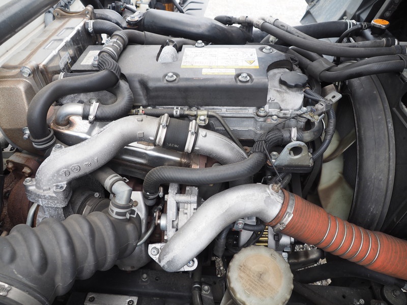 いすゞ フォワード 冷凍バン 中型 TKG-FRR90T2 年式 H25[写真30]