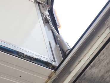 三菱ふそう スーパーグレート 冷凍ウイング 大型 LKG-FS55VZ 年式 H22 [写真16]