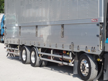 三菱ふそう スーパーグレート 冷凍ウイング 大型 LKG-FS55VZ 年式 H22 [写真10]