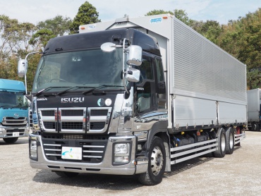 いすゞ ギガ ウイング車 大型 QKG-CYL77A 年式 H26[写真02]