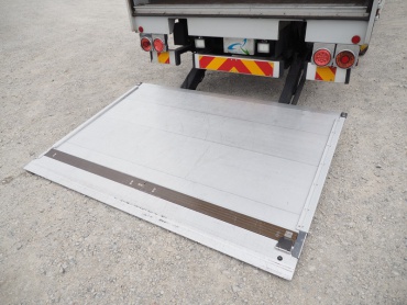 いすゞ フォワード ウイング車 中型 TKG-FRR90S2 年式 H26 [写真34]