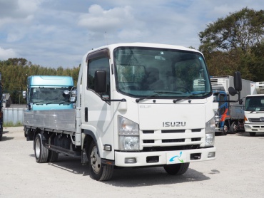 いすゞ エルフ 平ボディ 小型 SKG-NLR85AR 年式 H23 [写真04]