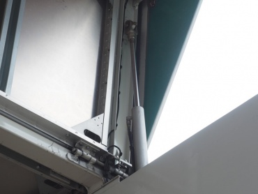 三菱ふそう スーパーグレート ウイング車 大型 BDG-FS54JZ 年式 H21 [写真08]